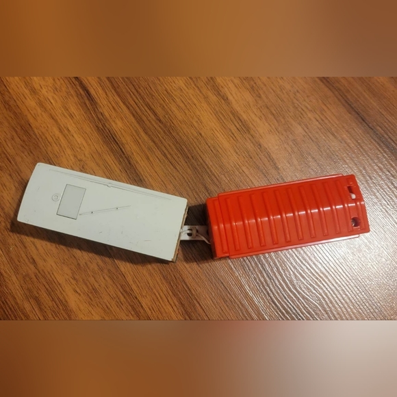 Thomas & Friends Trackmaster Talking Toby Train Engine - Picture 4 of 4